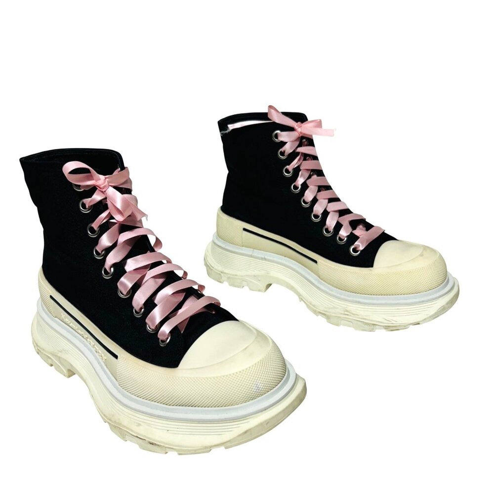 Alexander McQueen Women's 38 Tread Slick High-Top Sneakers Black W/ Pink Laces